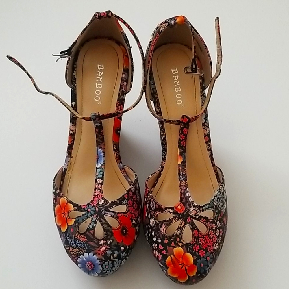 Close Toe Wedge Floral Strappy Heels